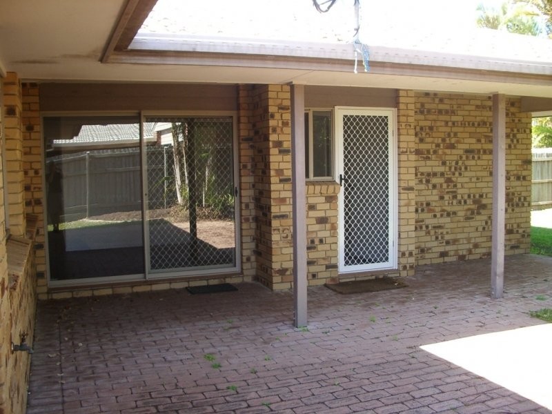 13 Balyarta Cr, Mooloolaba QLD 4557