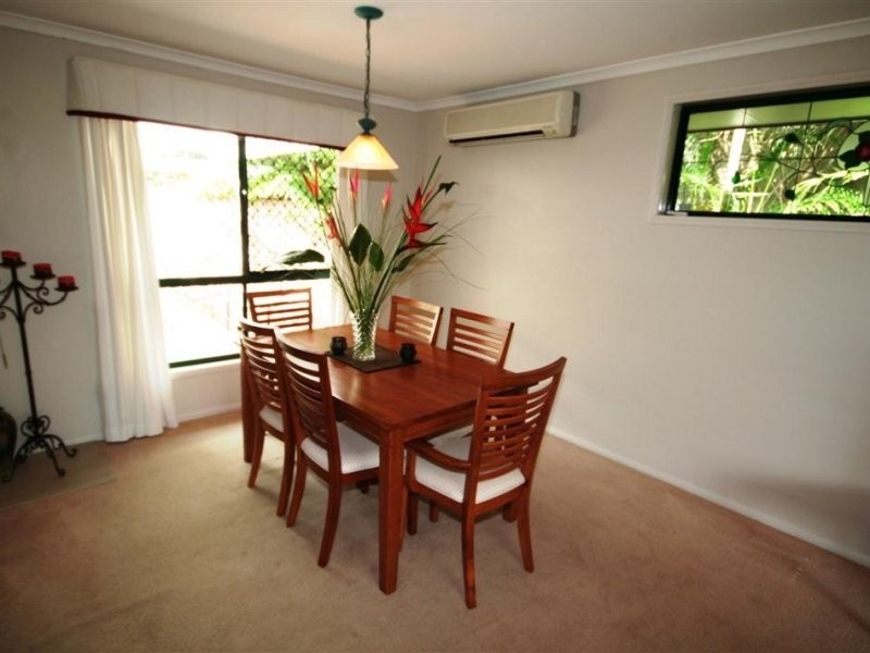 5 James Cook DR, Sippy Downs QLD 4556