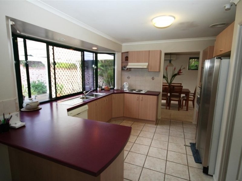 5 James Cook DR, Sippy Downs QLD 4556