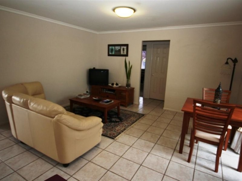 5 James Cook DR, Sippy Downs QLD 4556