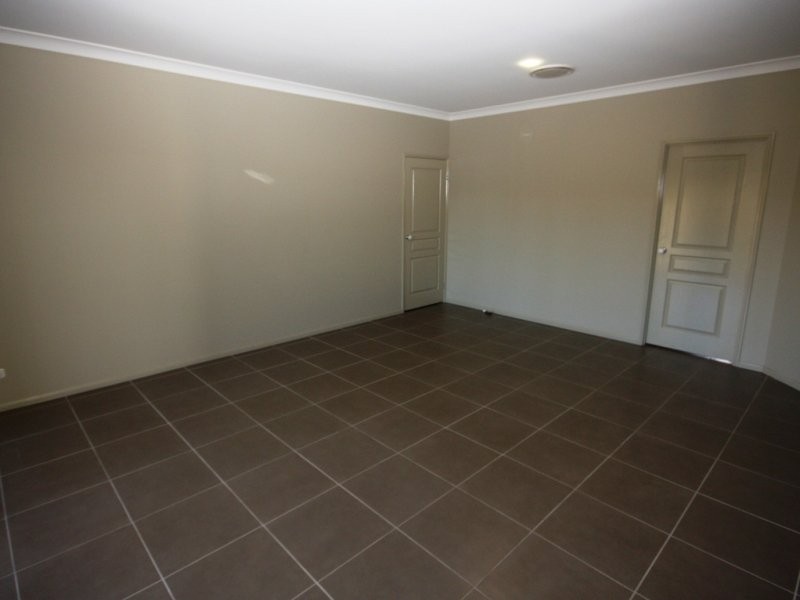 10 Peppermint Cr, Sippy Downs QLD 4556