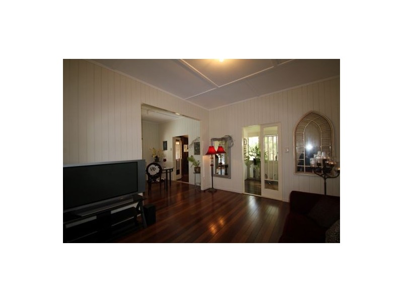 16 Ash, Maleny QLD 4552