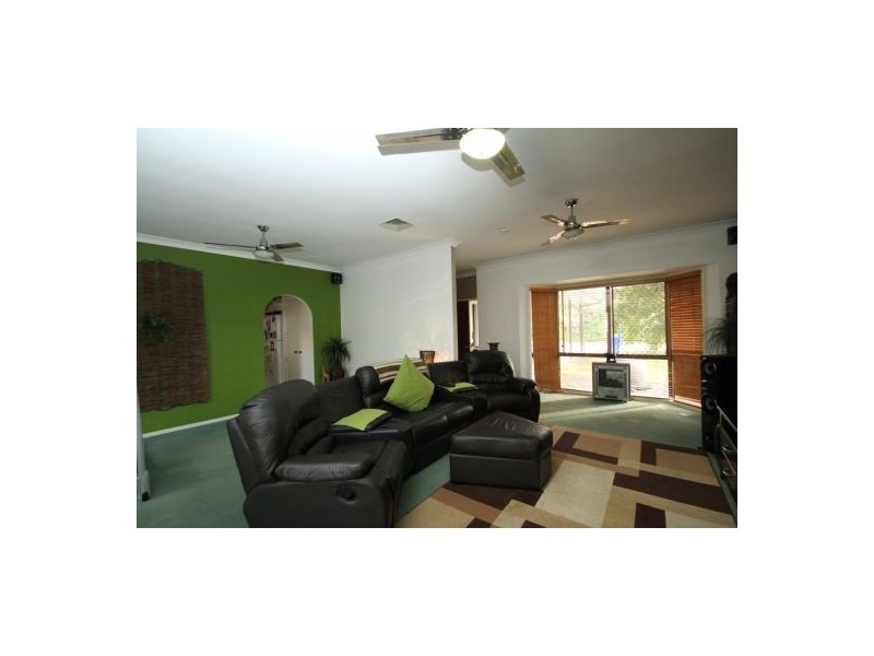 5 Ballantyne Ct, Glenview QLD 4553