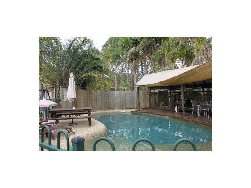 5 Ballantyne Ct, Glenview QLD 4553