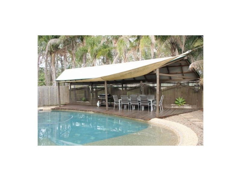 5 Ballantyne Ct, Glenview QLD 4553