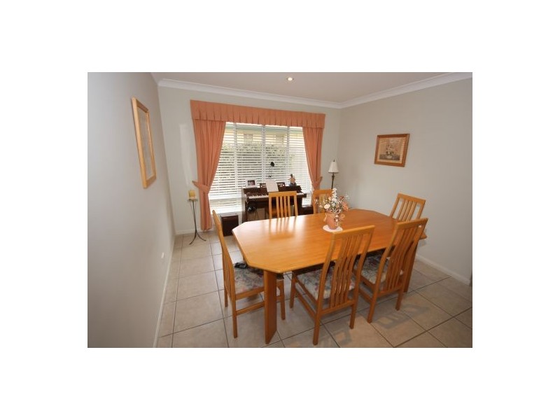 18 Somerville Cr, Sippy Downs QLD 4556