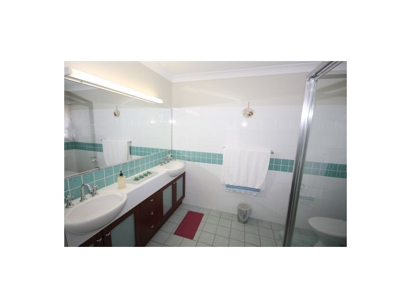 18 Somerville Cr, Sippy Downs QLD 4556