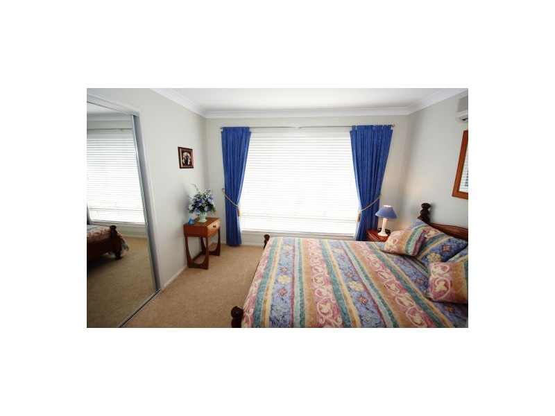 18 Somerville Cr, Sippy Downs QLD 4556