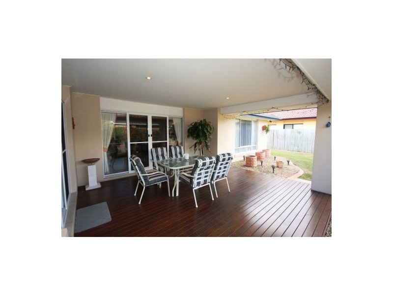 18 Somerville Cr, Sippy Downs QLD 4556