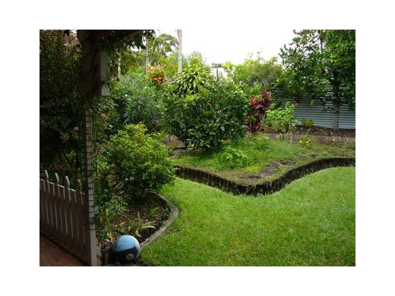 38 Karawatha Drive, Mountain Creek QLD 4557