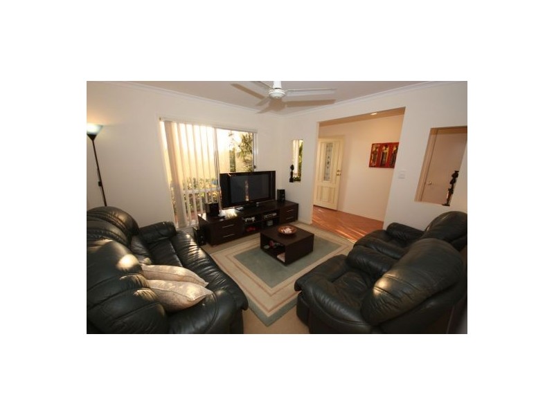 12 Bush Nut, Little Mountain QLD 4551