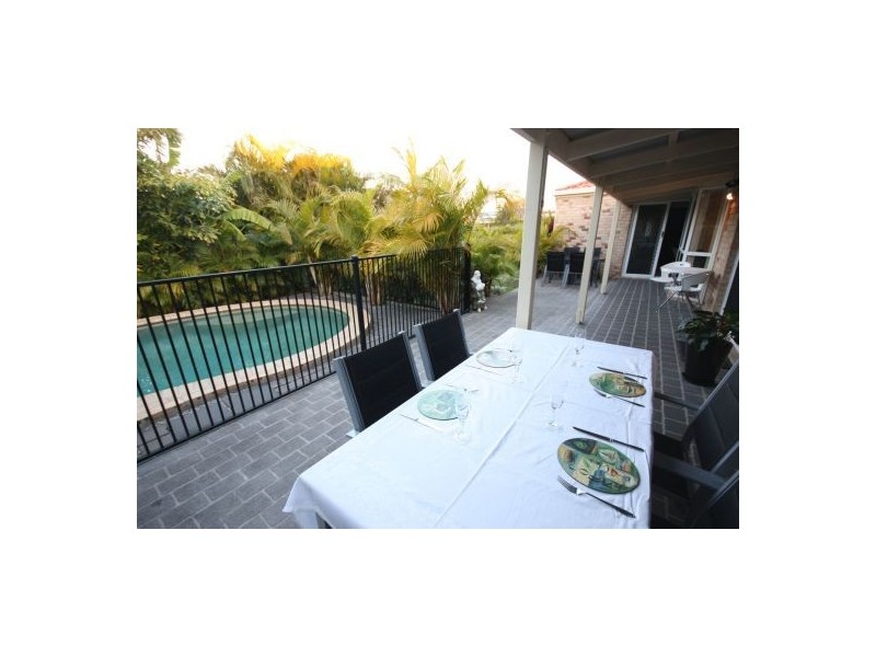 12 Bush Nut, Little Mountain QLD 4551