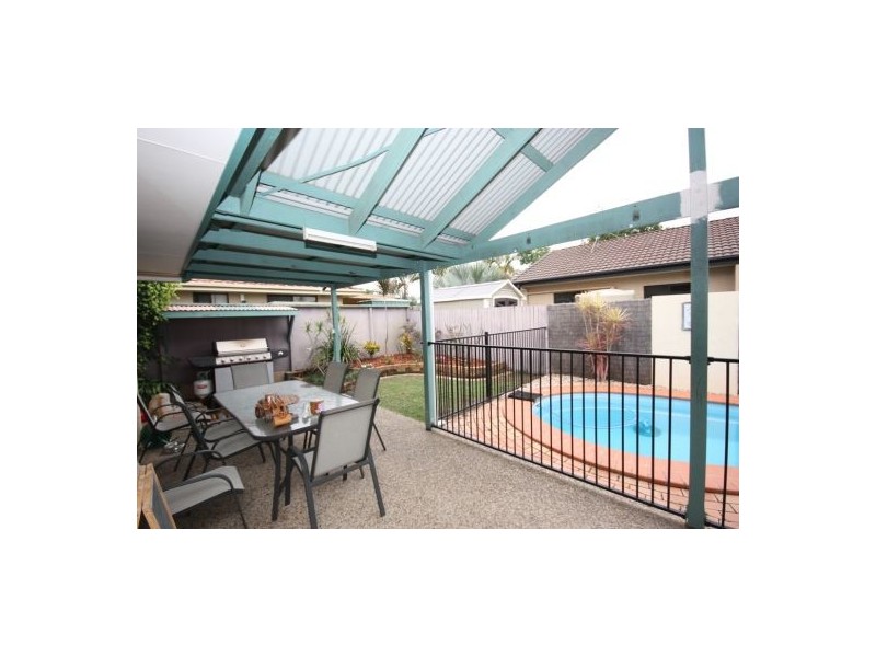 17 Phoenix, Sippy Downs QLD 4556