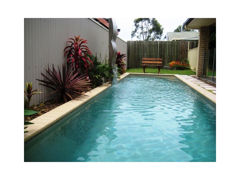 16 Livistona Cr, Caloundra QLD 4551