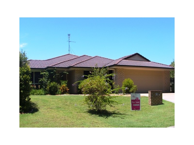 16 Livistona Cr, Caloundra QLD 4551