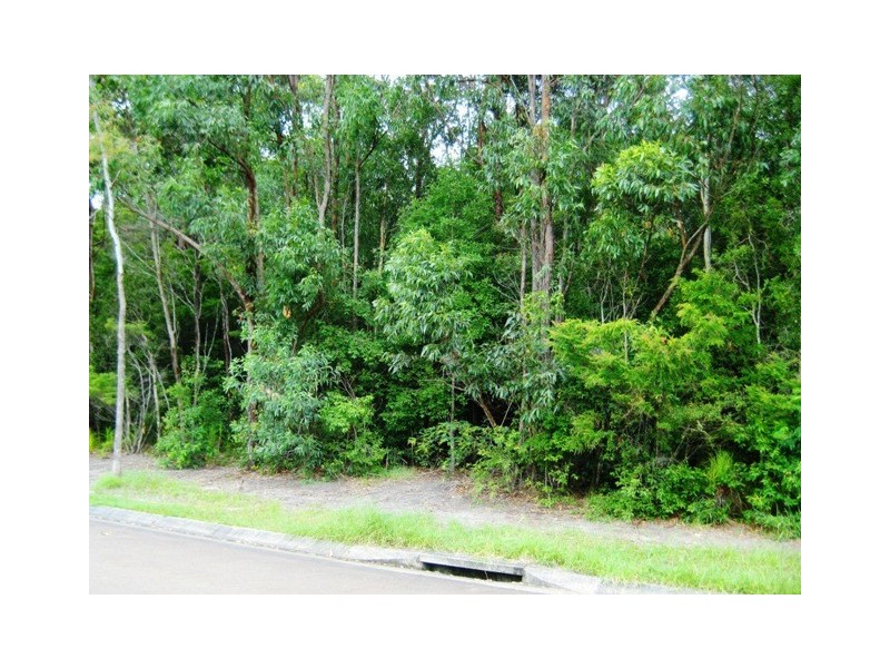 16 Livistona Cr, Caloundra QLD 4551