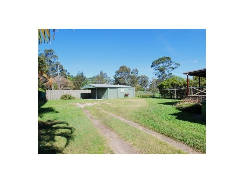 76 Old Bruce Hwy, Yandina QLD 4561