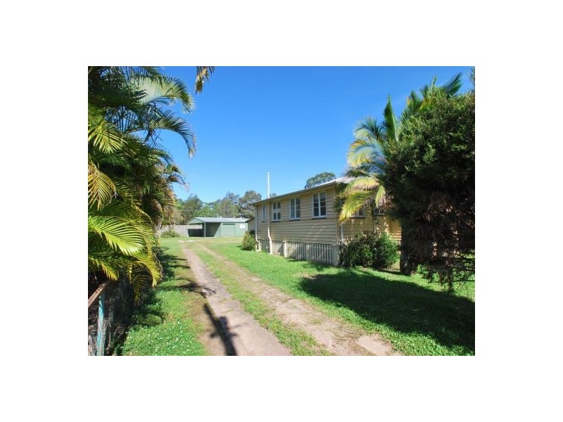 76 Old Bruce Hwy, Yandina QLD 4561