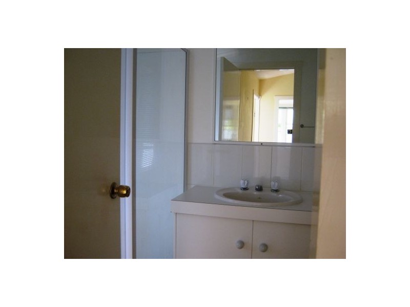 76 Old Bruce Hwy, Yandina QLD 4561