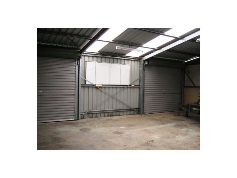 76 Old Bruce Hwy, Yandina QLD 4561