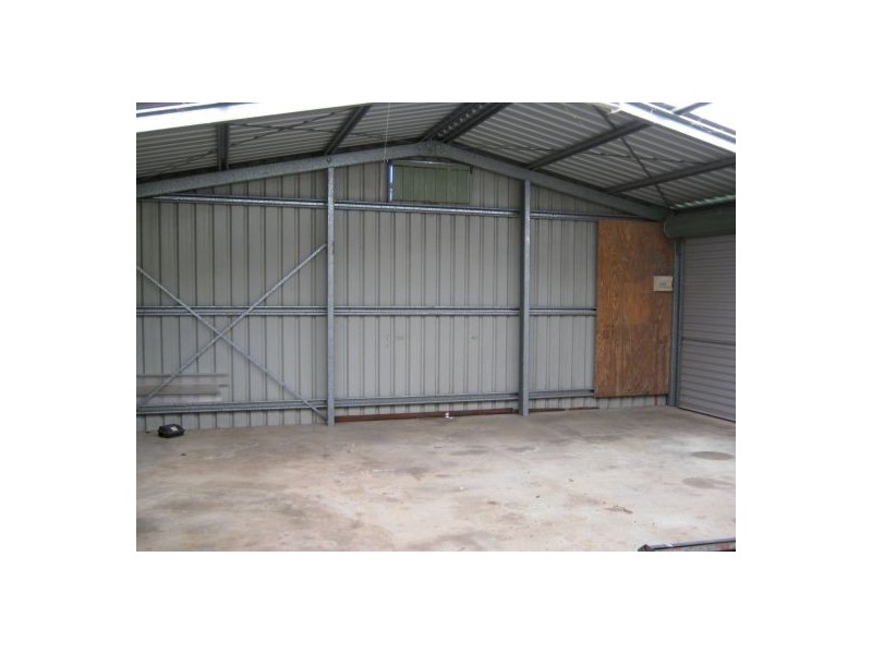 76 Old Bruce Hwy, Yandina QLD 4561