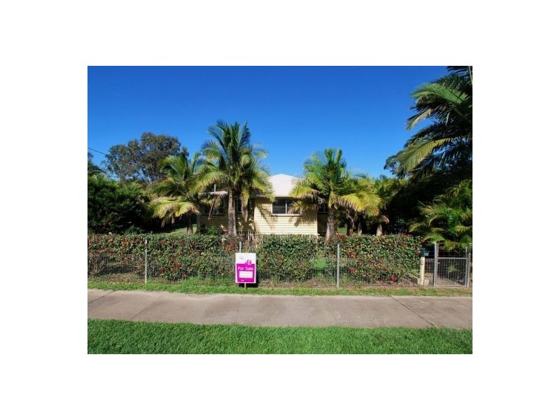 76 Old Bruce Hwy, Yandina QLD 4561