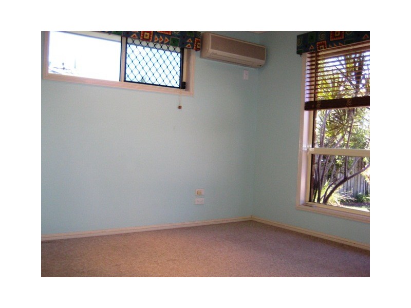 2 ST JAMES CT, Caloundra QLD 4551