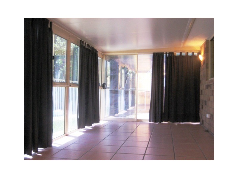 2 ST JAMES CT, Caloundra QLD 4551