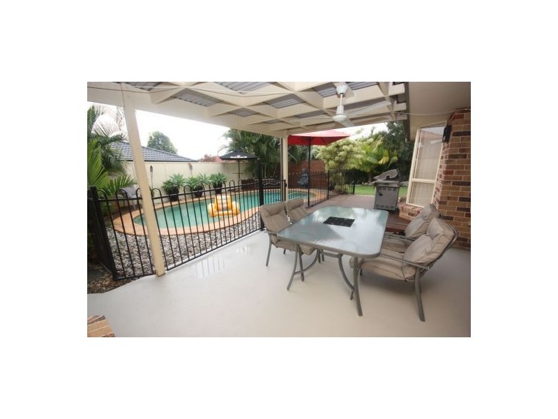 11 Highclare Crt, Caloundra QLD 4551