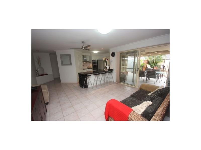 11 Highclare Crt, Caloundra QLD 4551