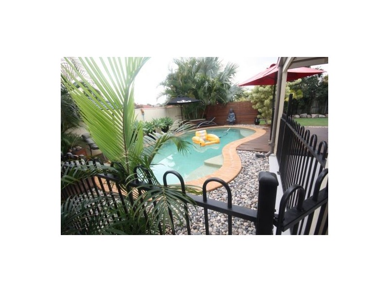 11 Highclare Crt, Caloundra QLD 4551