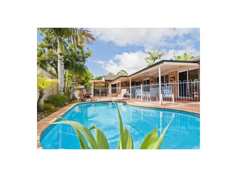 12 Molakai Drive, Mountain Creek QLD 4557