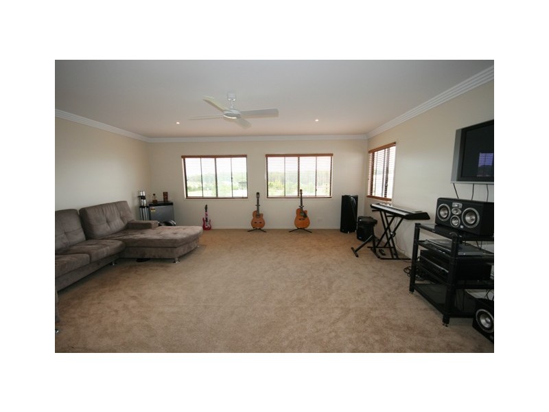 20 White Cedar Dve Kawana Forest, Currimundi QLD 4551