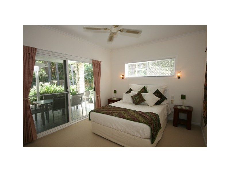 71 Poinsettia Ave, Mooloolaba QLD 4557