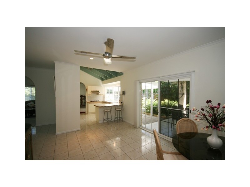 71 Poinsettia Ave, Mooloolaba QLD 4557