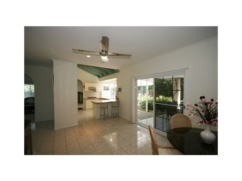 71 Poinsettia Ave, Mooloolaba QLD 4557