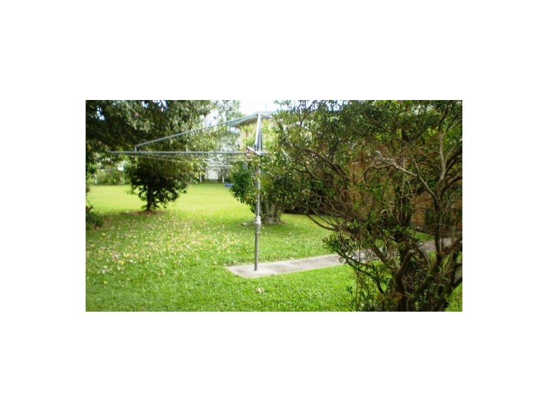 17 Broadwater Avenue, Maroochydore QLD 4558