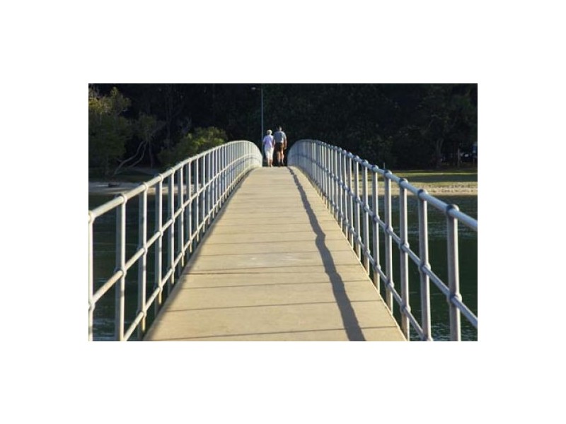 17 Broadwater Avenue, Maroochydore QLD 4558