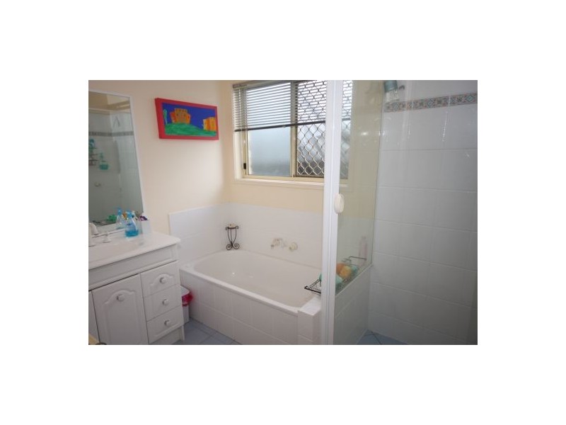 10  Fitzwilliam Dr, Sippy Downs QLD 4556