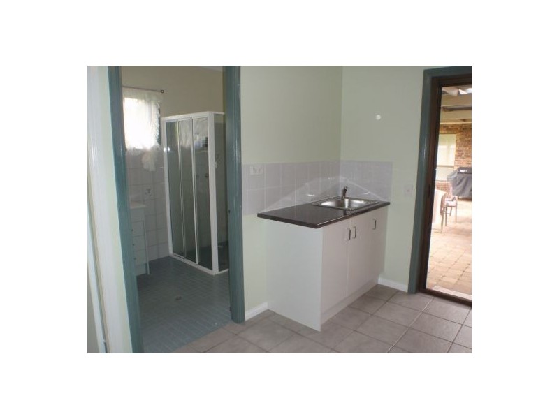 32 Mooloolah Meadows Dr, Mooloolah Valley QLD 4553