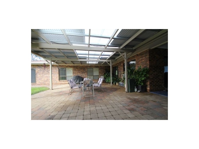 32 Mooloolah Meadows Dr, Mooloolah Valley QLD 4553