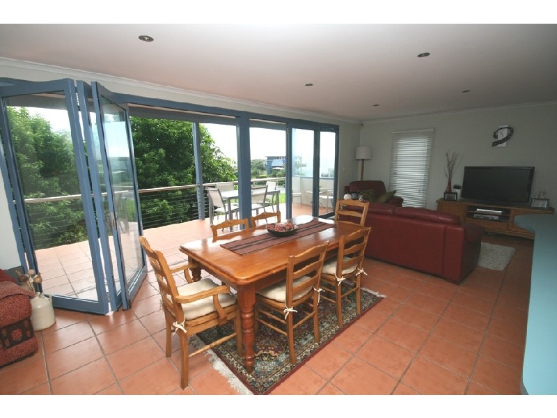 3/3 Ocean Street, Caloundra QLD 4551