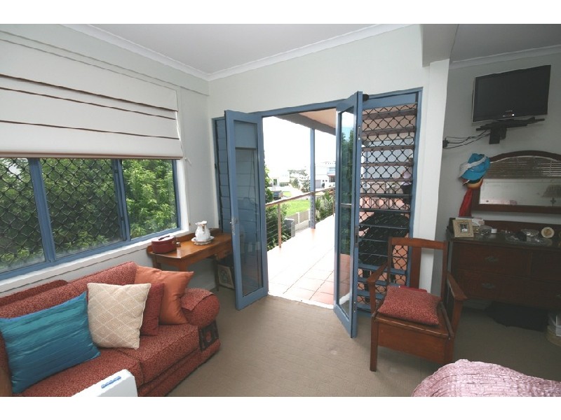 3/3 Ocean Street, Caloundra QLD 4551