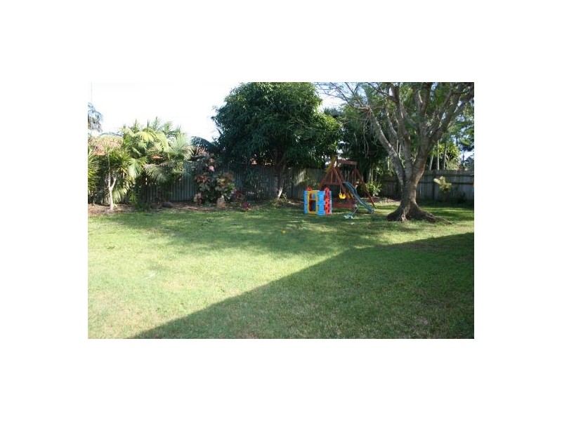9 Sharon Crescent, Mountain Creek QLD 4557