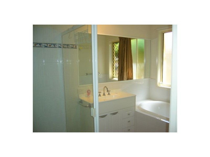 24 Escolar Drive, Mountain Creek QLD 4557