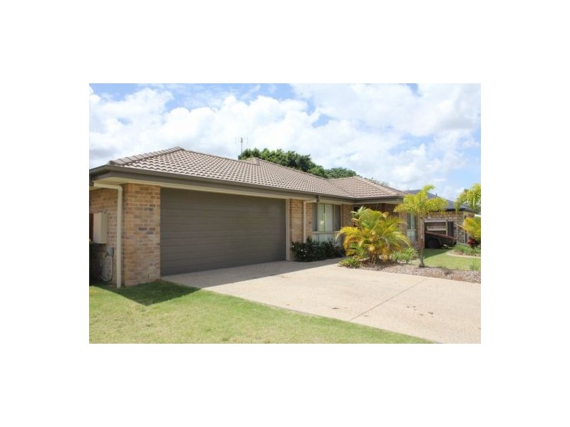 38  Coochin Hills Drv, Beerwah QLD 4519