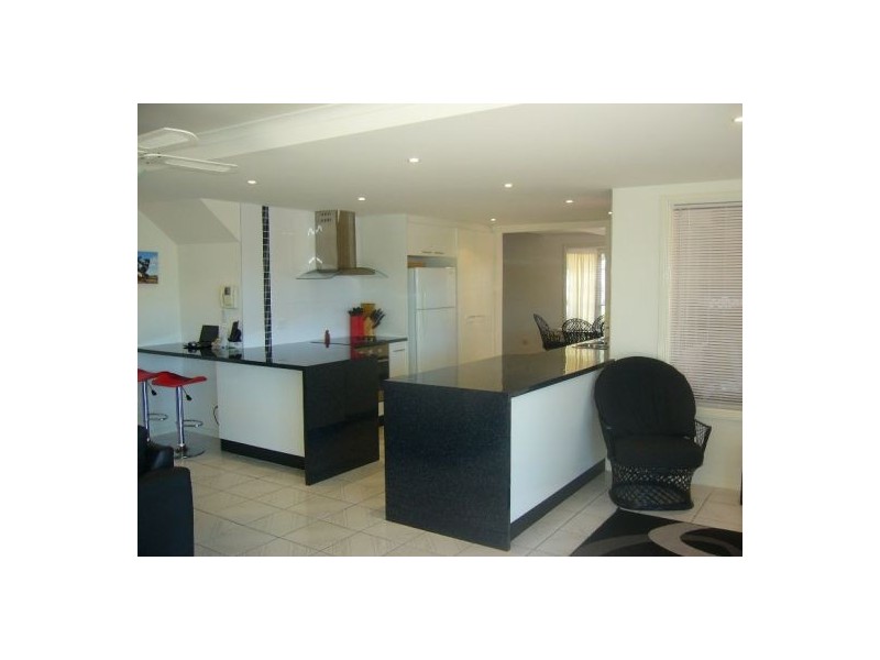 74 Amarina  ave, Mooloolaba QLD 4557