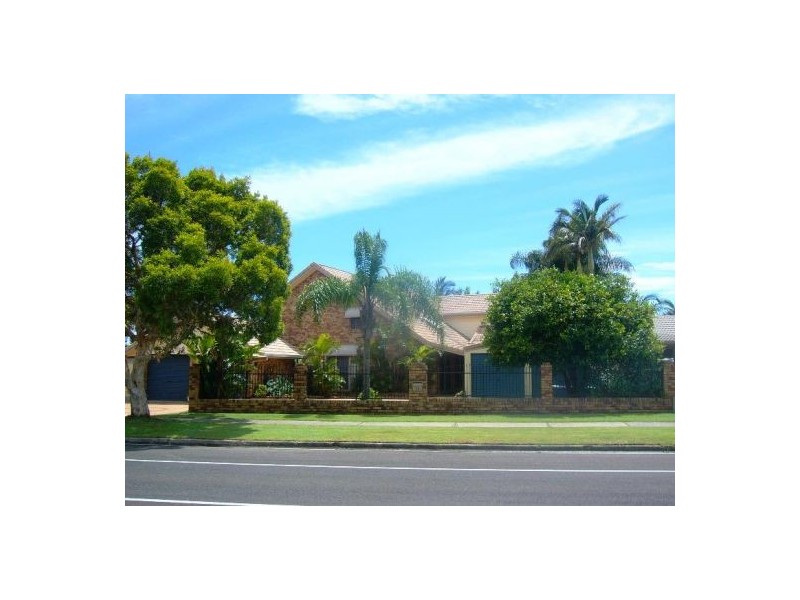 74 Amarina  ave, Mooloolaba QLD 4557