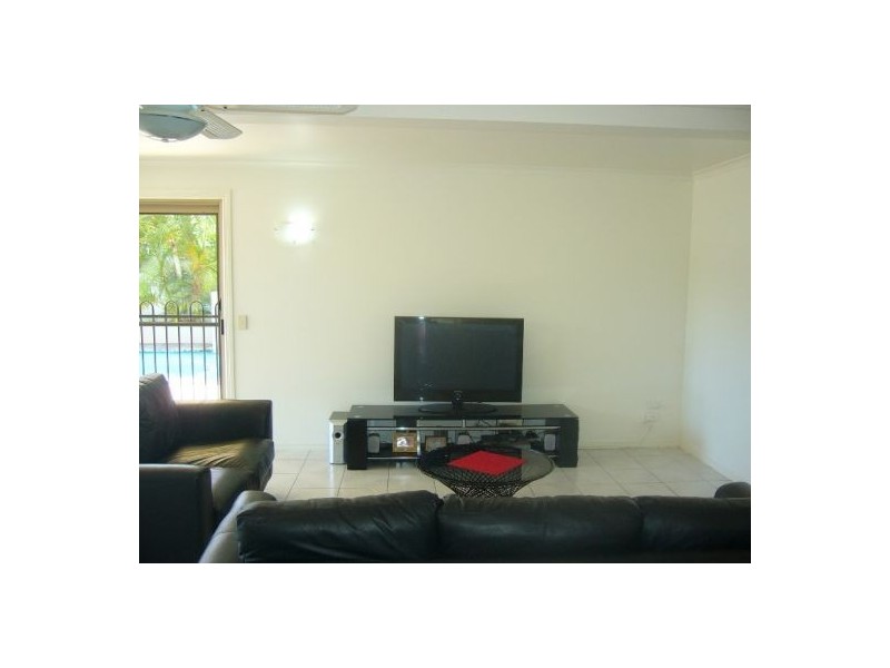 74 Amarina  ave, Mooloolaba QLD 4557