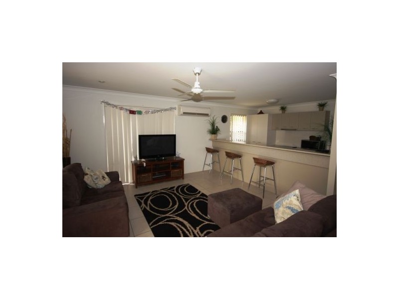 16 Burrows St, Sippy Downs QLD 4556